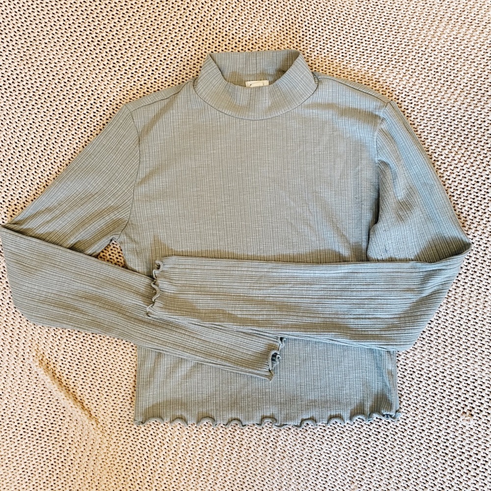 Garage Ruffle Turtleneck